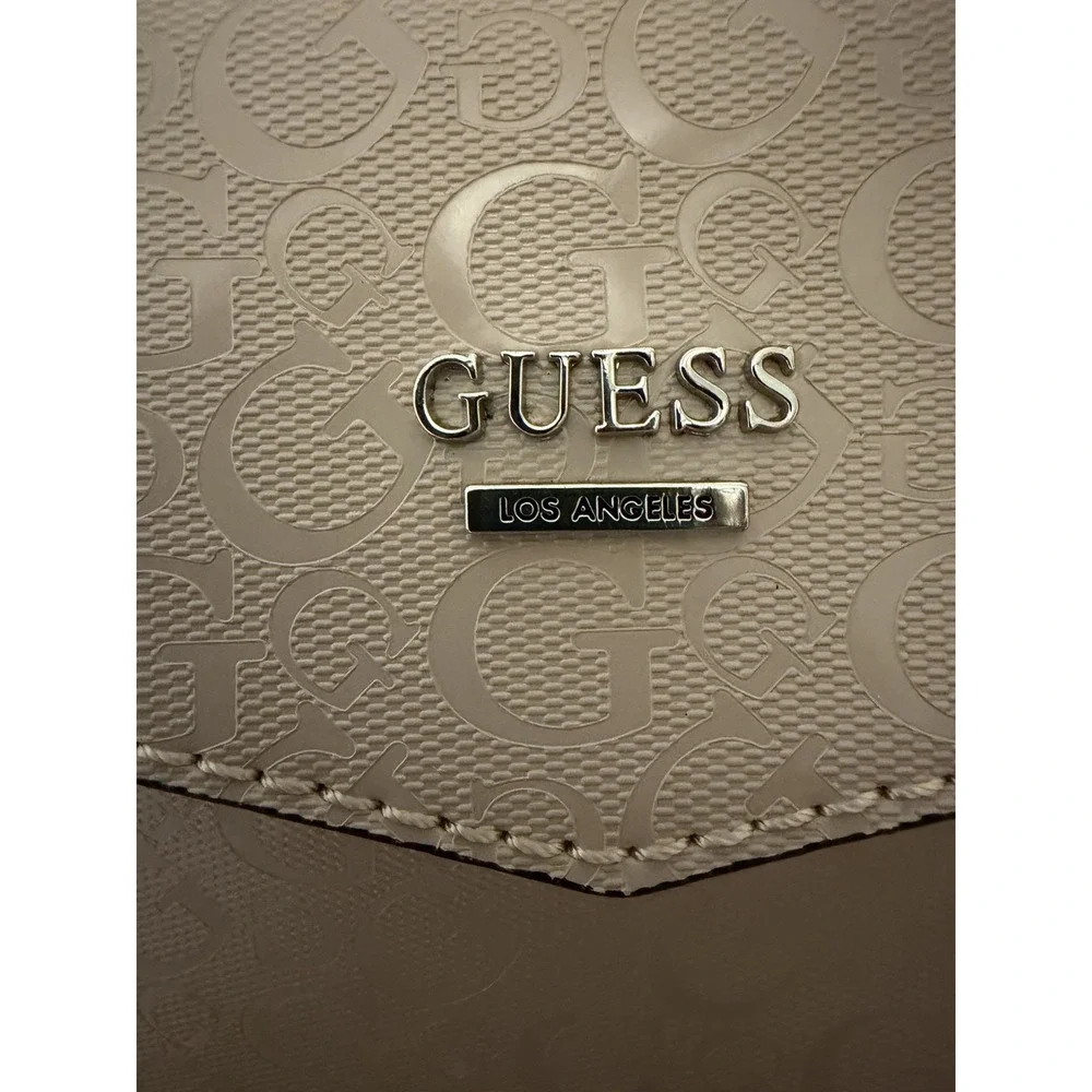 GUESS Shiny Blush Pink Logo Satchel Crossbody Dome Bag Charm‎ Medium